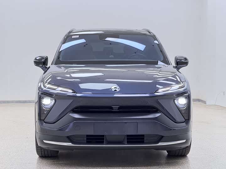 Фото 2 - Nio ES6