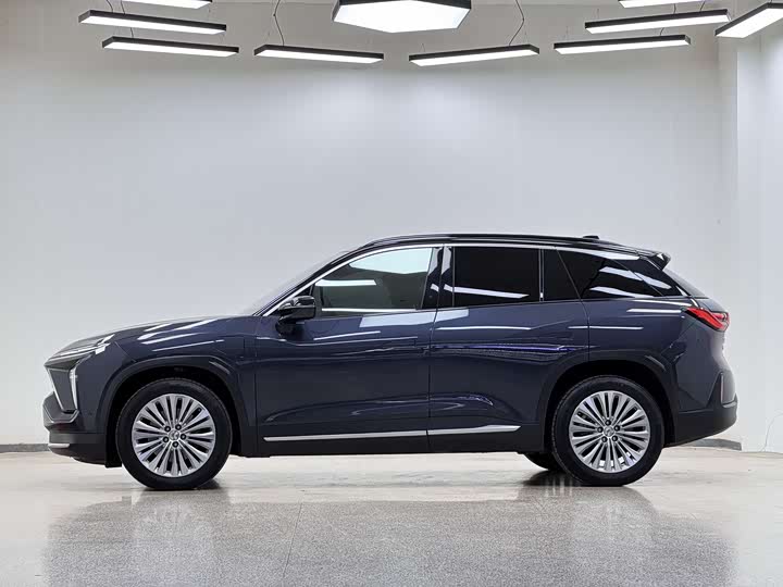 Фото 7 - Nio ES6