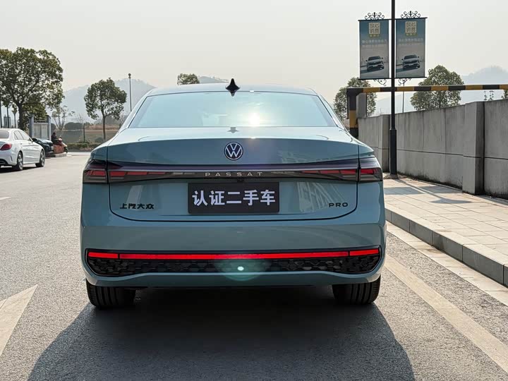 Фото 5 - Volkswagen Passat