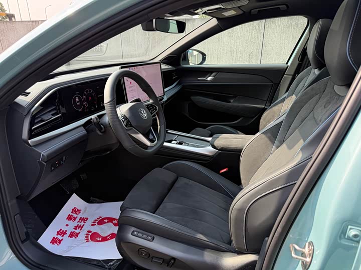 Фото 8 - Volkswagen Passat