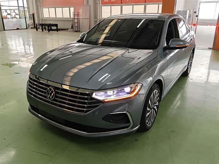 Фото 2 - Volkswagen Lavida