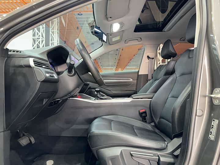 Фото 9 - Geely Emgrand