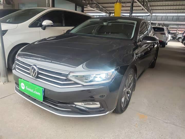 Фото 1 - Volkswagen Magotan