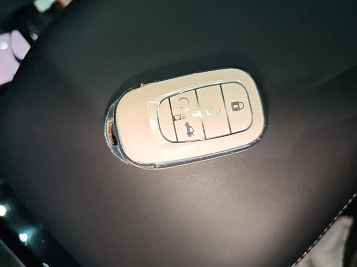 Фото 9 - Honda Accord Hybrid