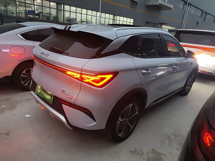 Фото 7 - BYD Yuan Plus