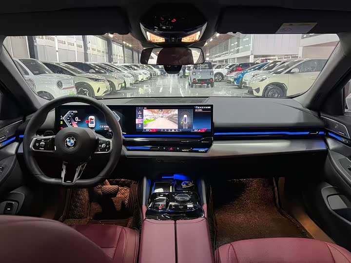 Фото 5 - BMW 5 Series