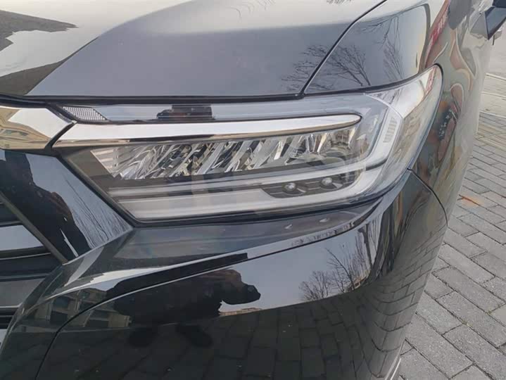 Фото 5 - Honda Elysion