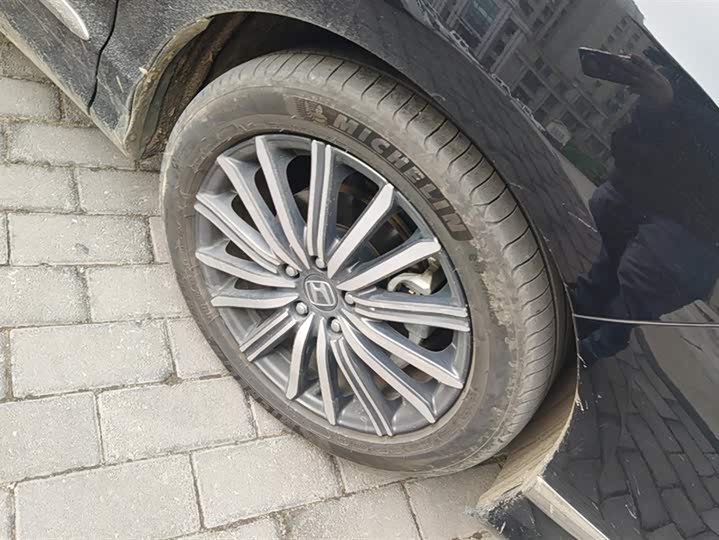 Фото 6 - Honda Elysion