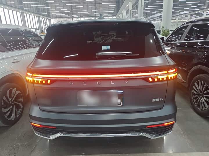 Фото 6 - Geely Monjaro