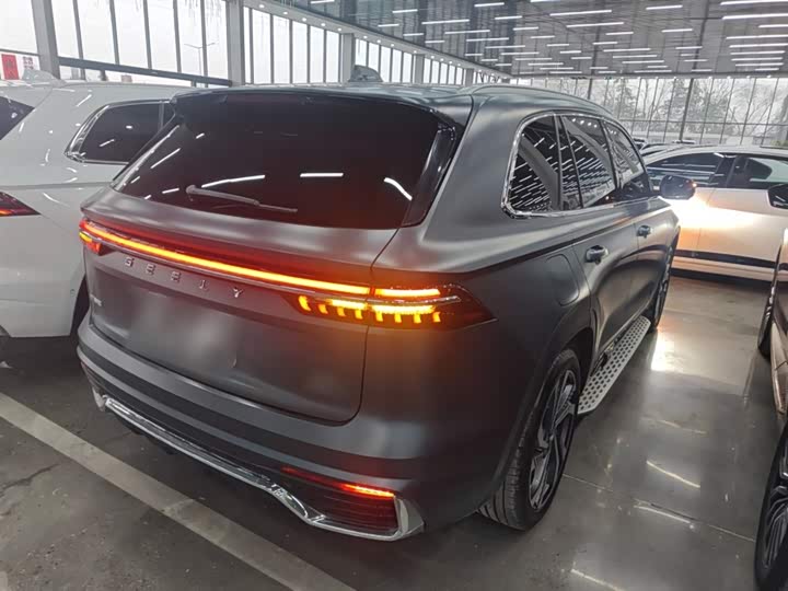 Фото 7 - Geely Monjaro