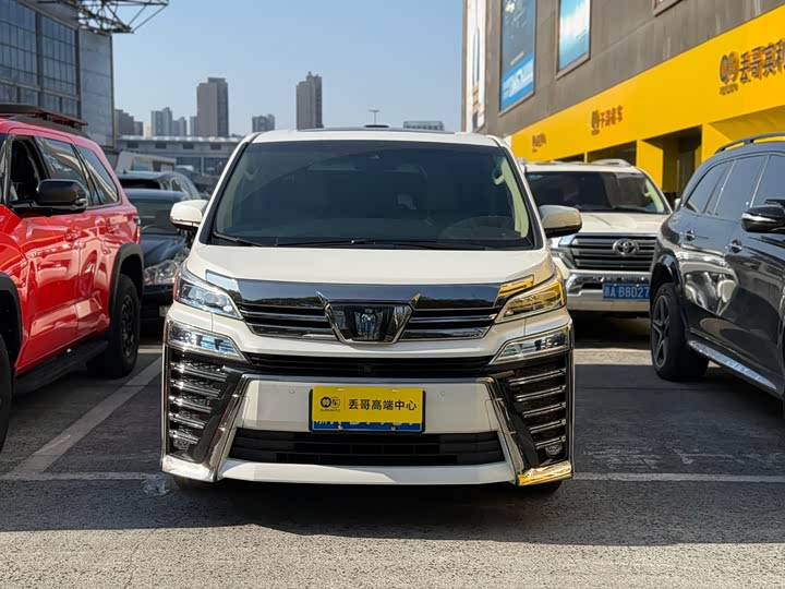 Фото 2 - Toyota Vellfire