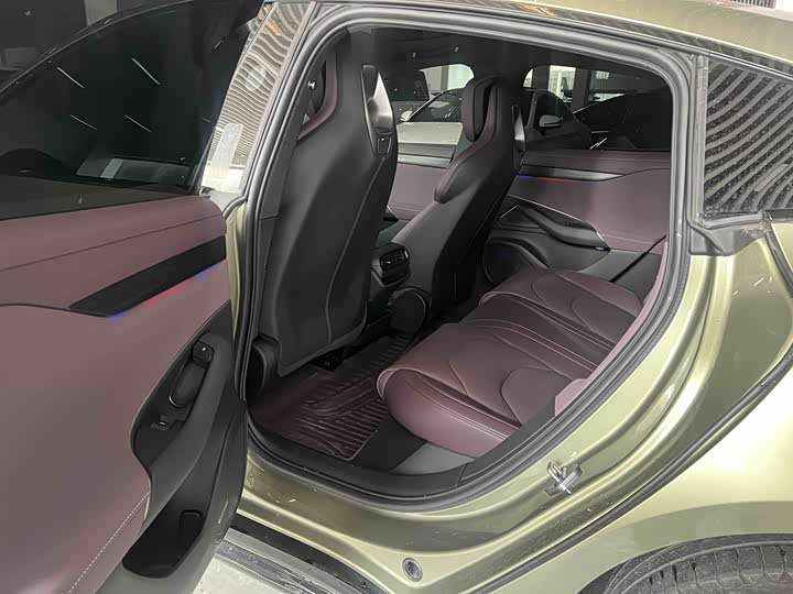 Фото 6 - Xiaomi SU7