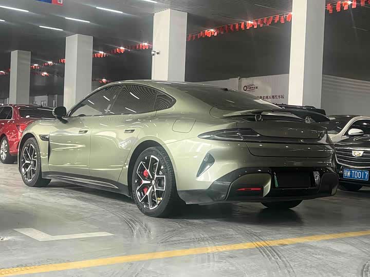 Фото 9 - Xiaomi SU7