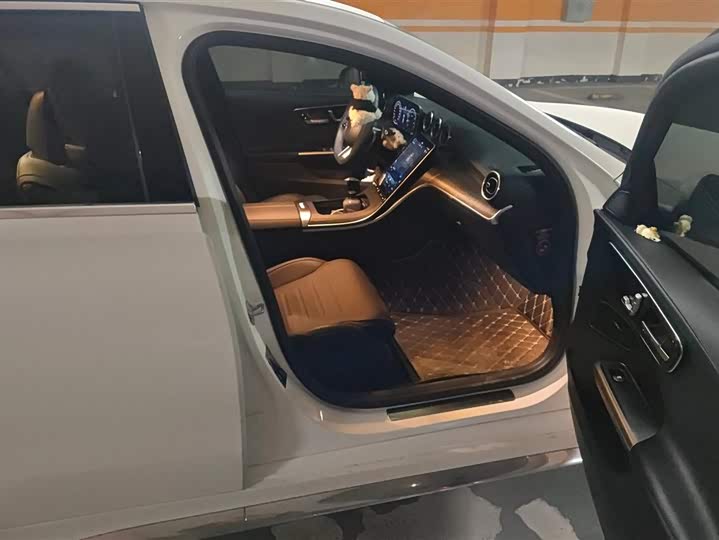 Фото 8 - Mercedes-Benz C-Class