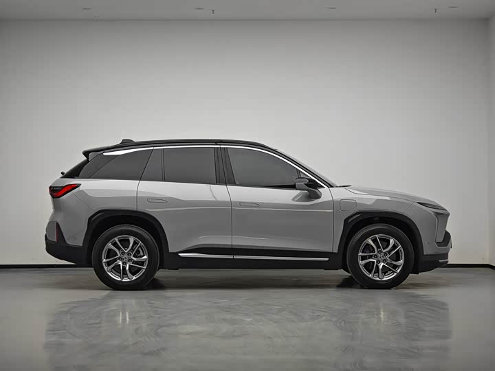 Фото 4 - Nio ES6