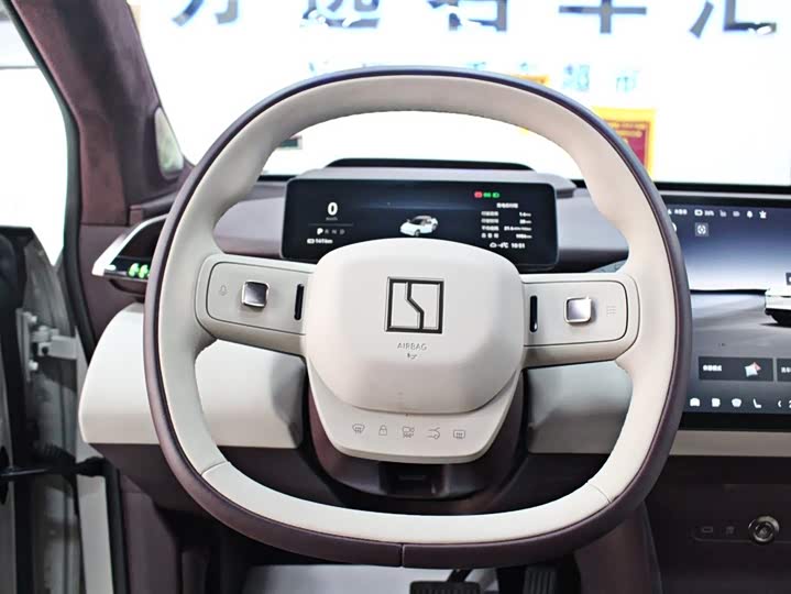 Фото 6 - Zeekr X