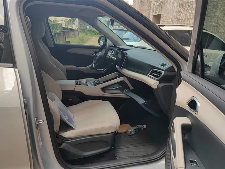 Фото 8 - BYD Yuan Up