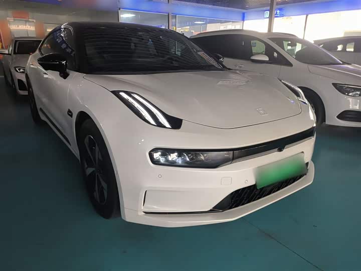 Фото 4 - Zeekr 001