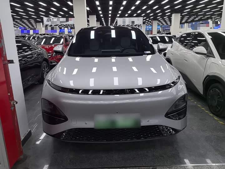 Фото 3 - XPeng G6