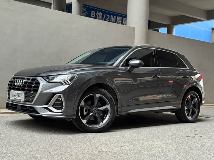 Фото 1 - Audi Q3