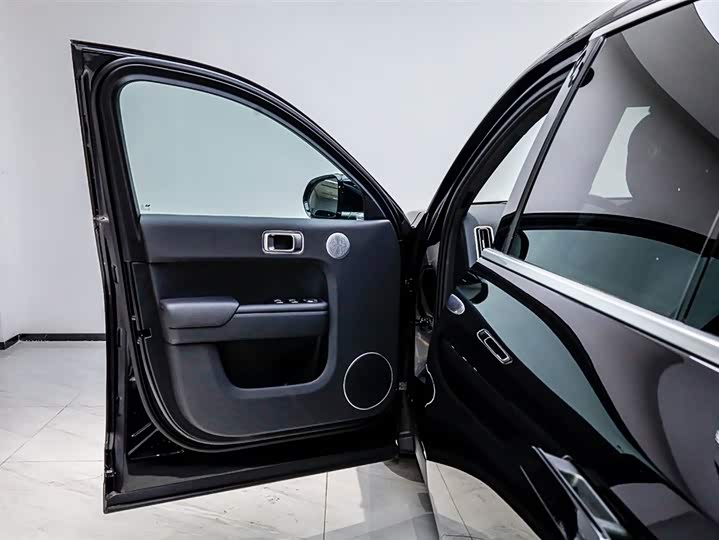 Фото 8 - LiXiang L7