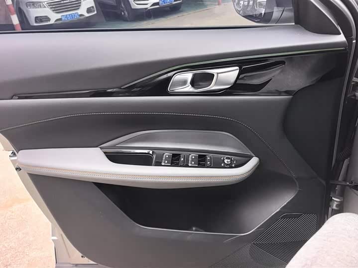 Фото 7 - Changan Oshan Z6