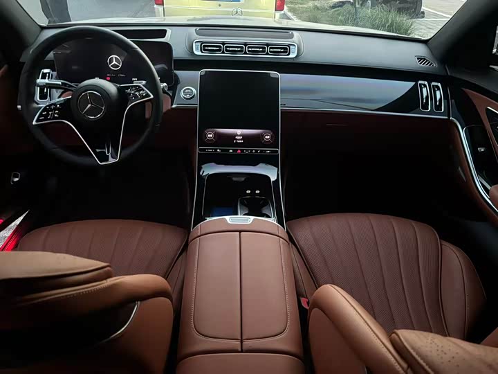 Фото 4 - Mercedes-Benz S-Class