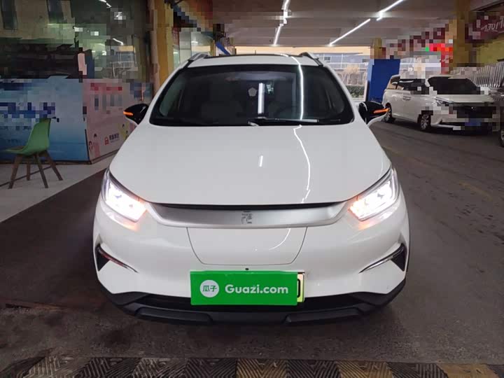 Фото 3 - BYD Yuan Pro