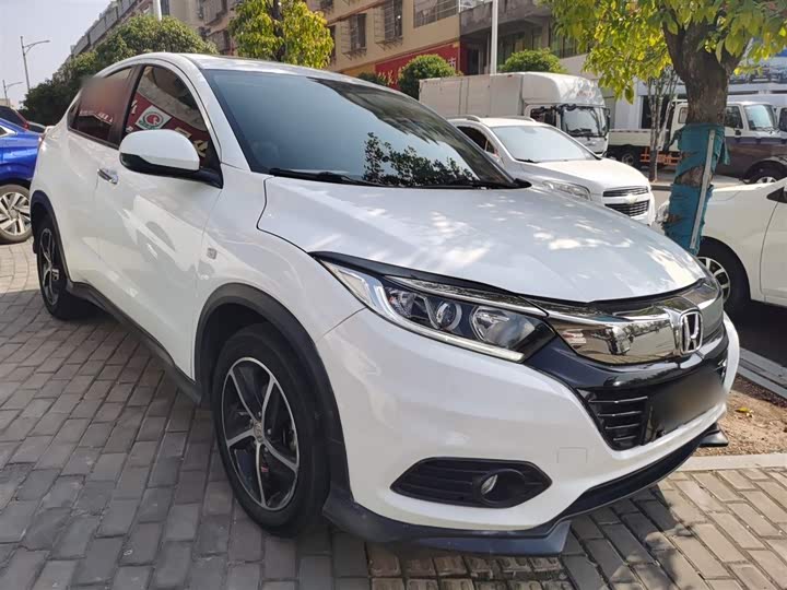 Фото 4 - Honda Vezel