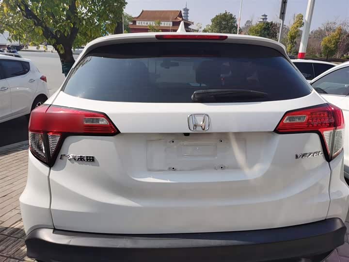 Фото 6 - Honda Vezel