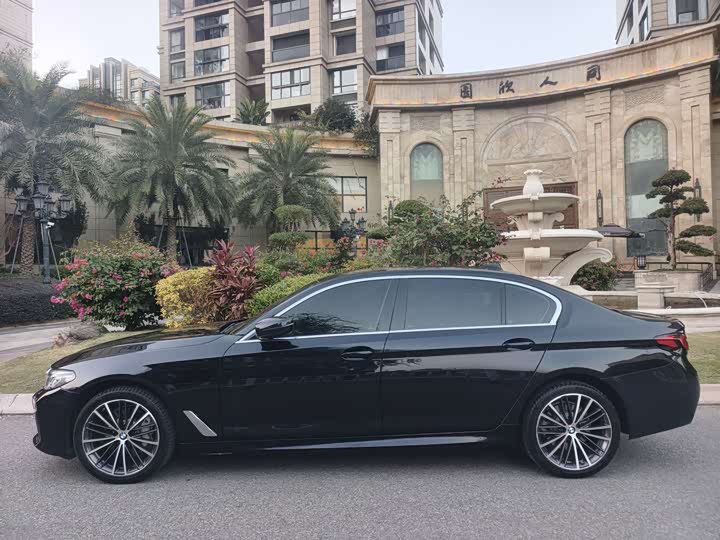 Фото 4 - BMW 5 Series