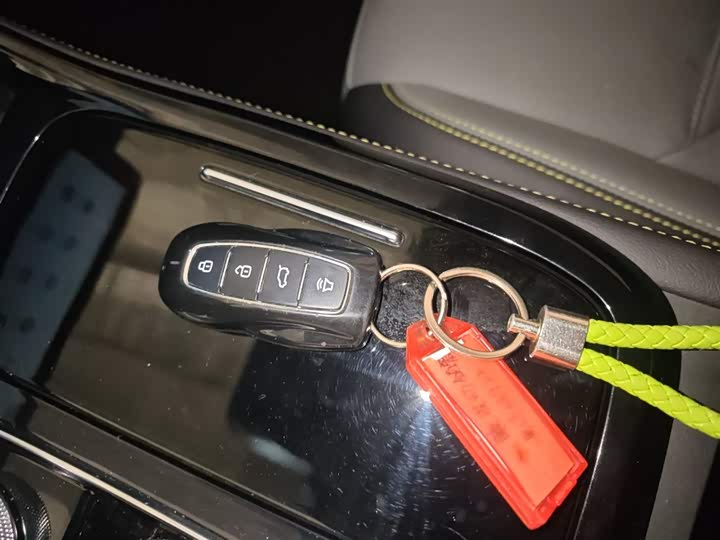 Фото 9 - Ford Equator Sport Hybrid