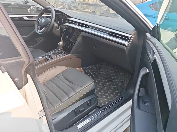 Фото 8 - Volkswagen CC