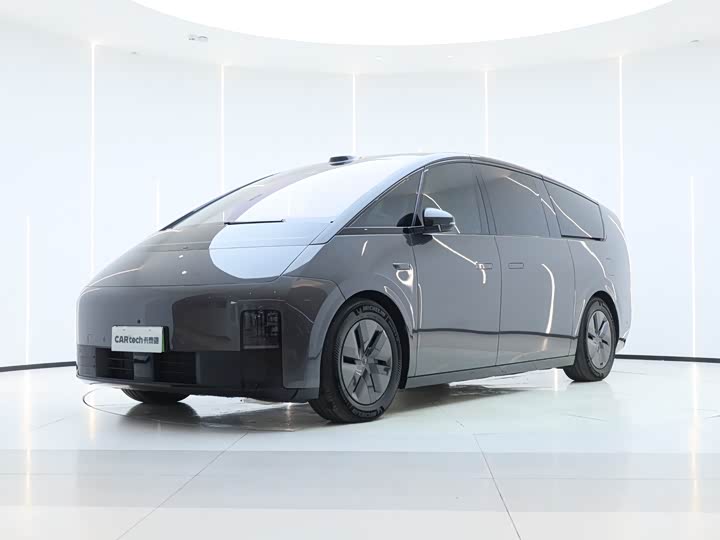 Фото 1 - LiXiang Mega