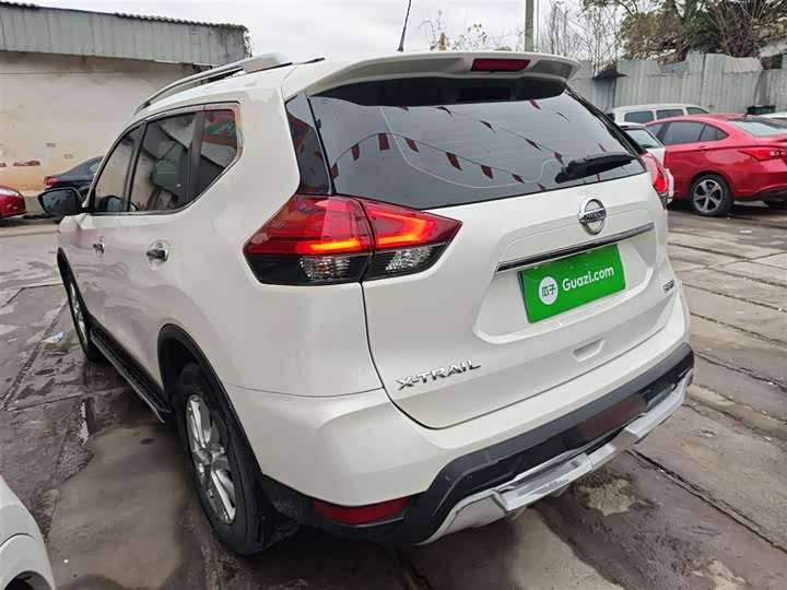 Фото 5 - Nissan X-Trail