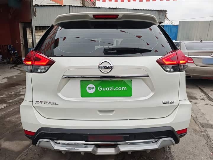 Фото 6 - Nissan X-Trail