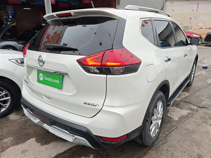 Фото 7 - Nissan X-Trail