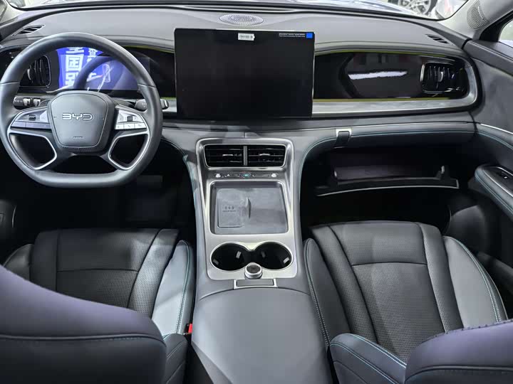 Фото 8 - BYD Sea Lion 07 DM-i Hybrid