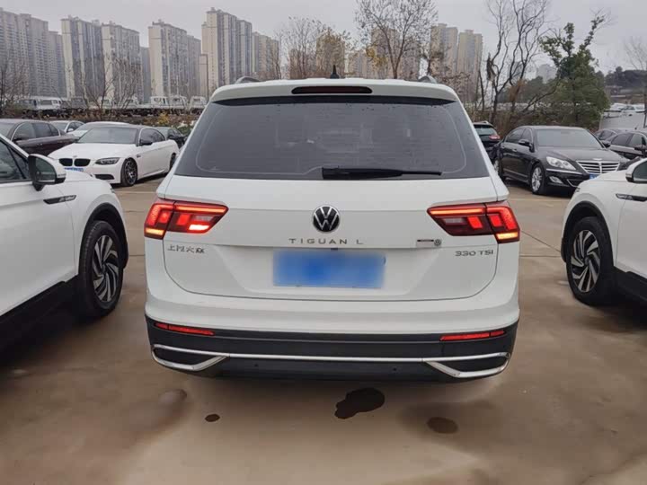 Фото 6 - Volkswagen Tiguan L Pro