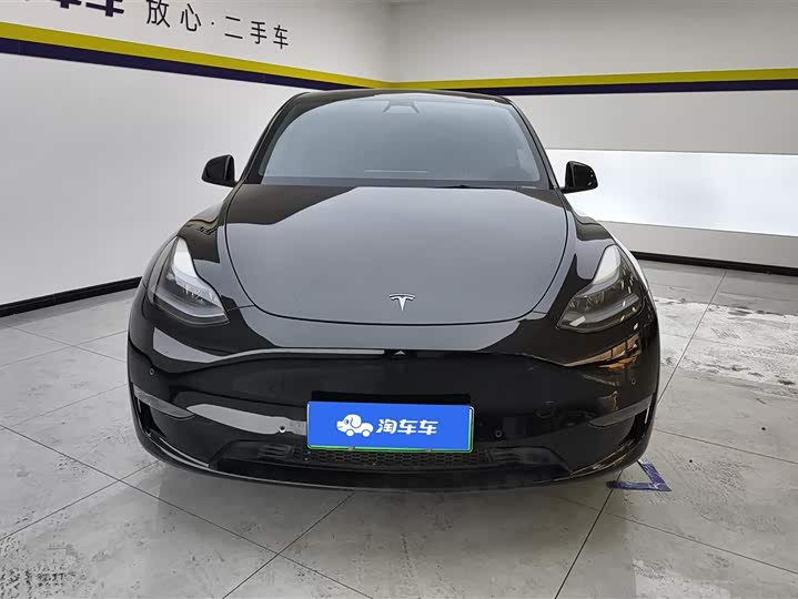 Фото 2 - Tesla Model Y