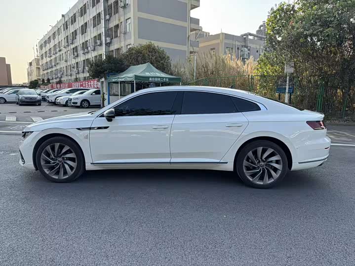 Фото 7 - Volkswagen CC
