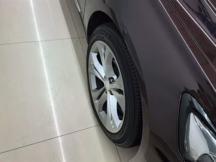 Фото 6 - Buick LaCrosse