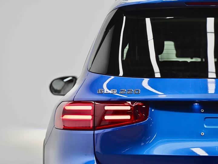 Фото 3 - Mercedes-Benz GLB-Class