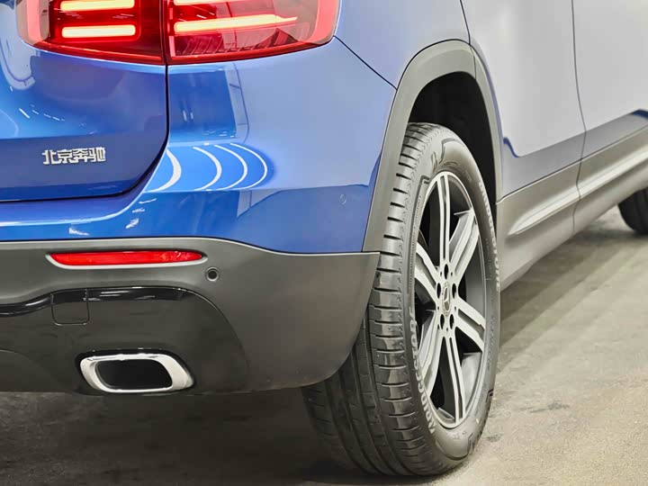 Фото 4 - Mercedes-Benz GLB-Class