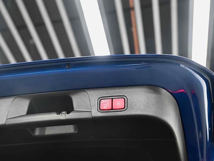 Фото 5 - Mercedes-Benz GLB-Class