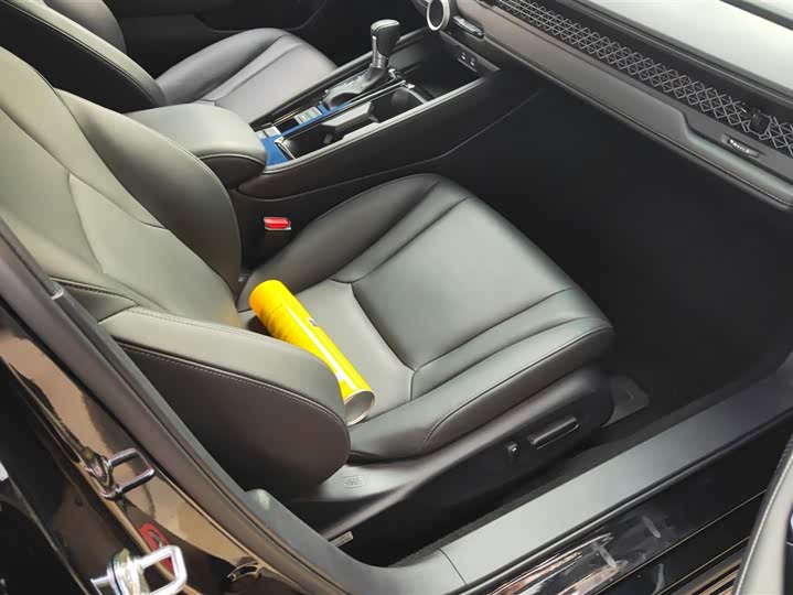 Фото 8 - Honda Accord