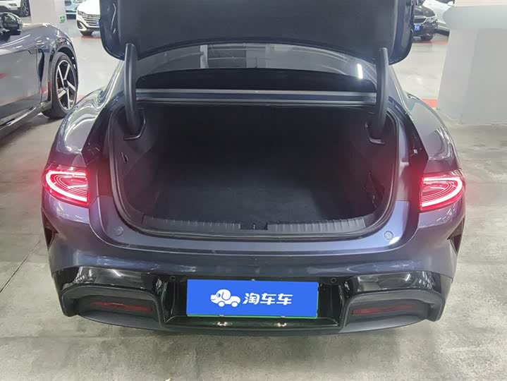 Фото 4 - Xiaomi SU7