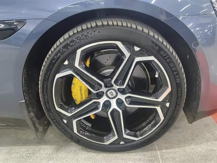 Фото 6 - Xiaomi SU7