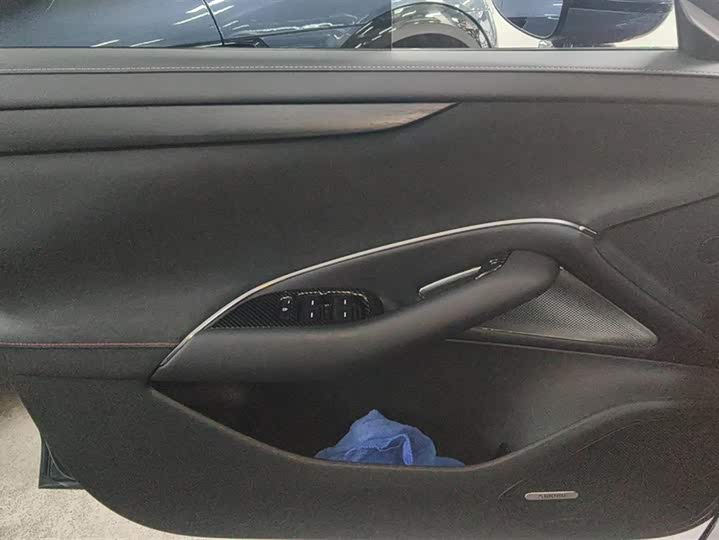 Фото 7 - Xiaomi SU7