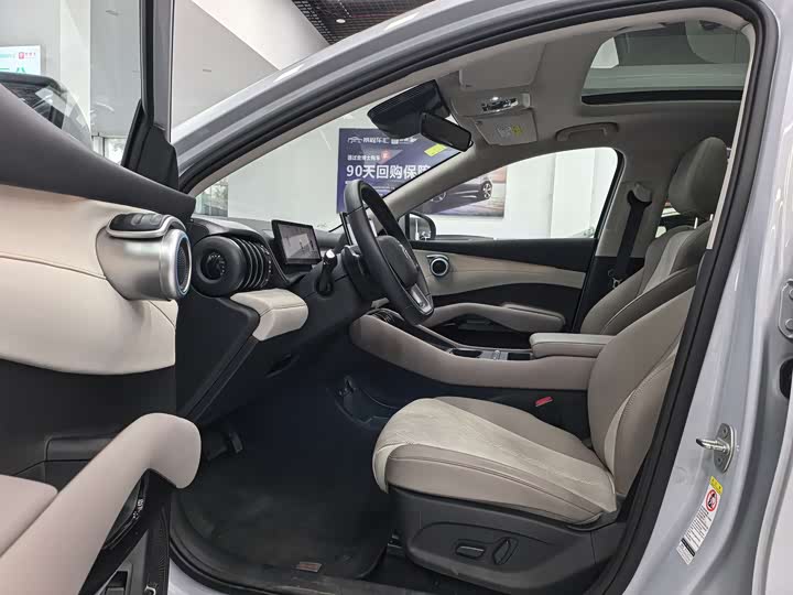 Фото 6 - BYD Yuan Plus